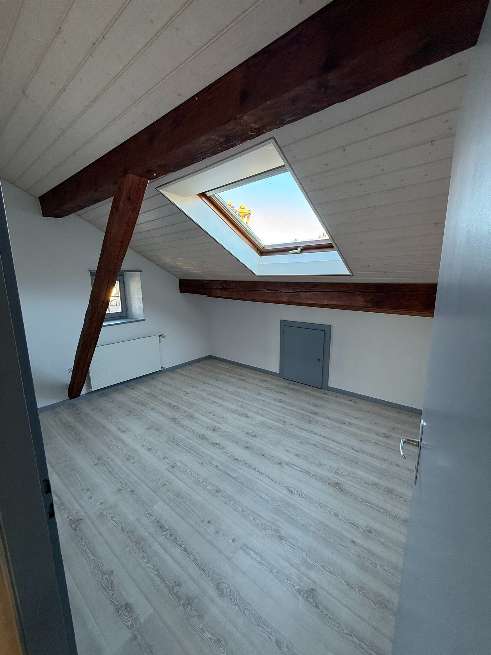 Mise en peinture d'un intérieur à Montreux